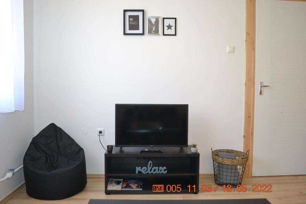 Sziget Apartman Eger Exterior photo